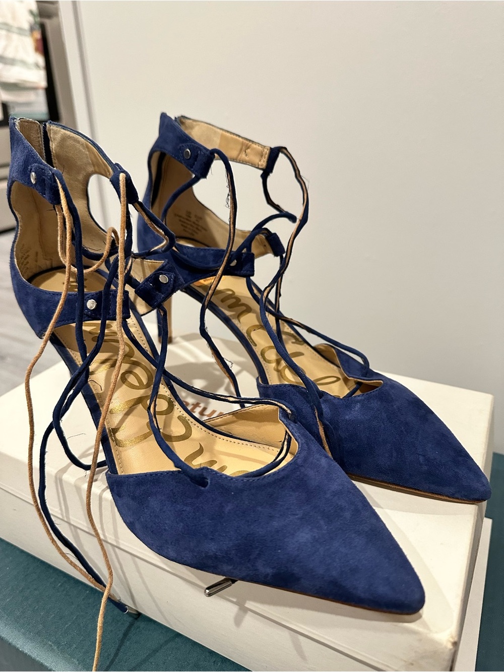 Sam Edelman Navy Blue Suede Lace-Up Pointed Toe Women's Heels size 10